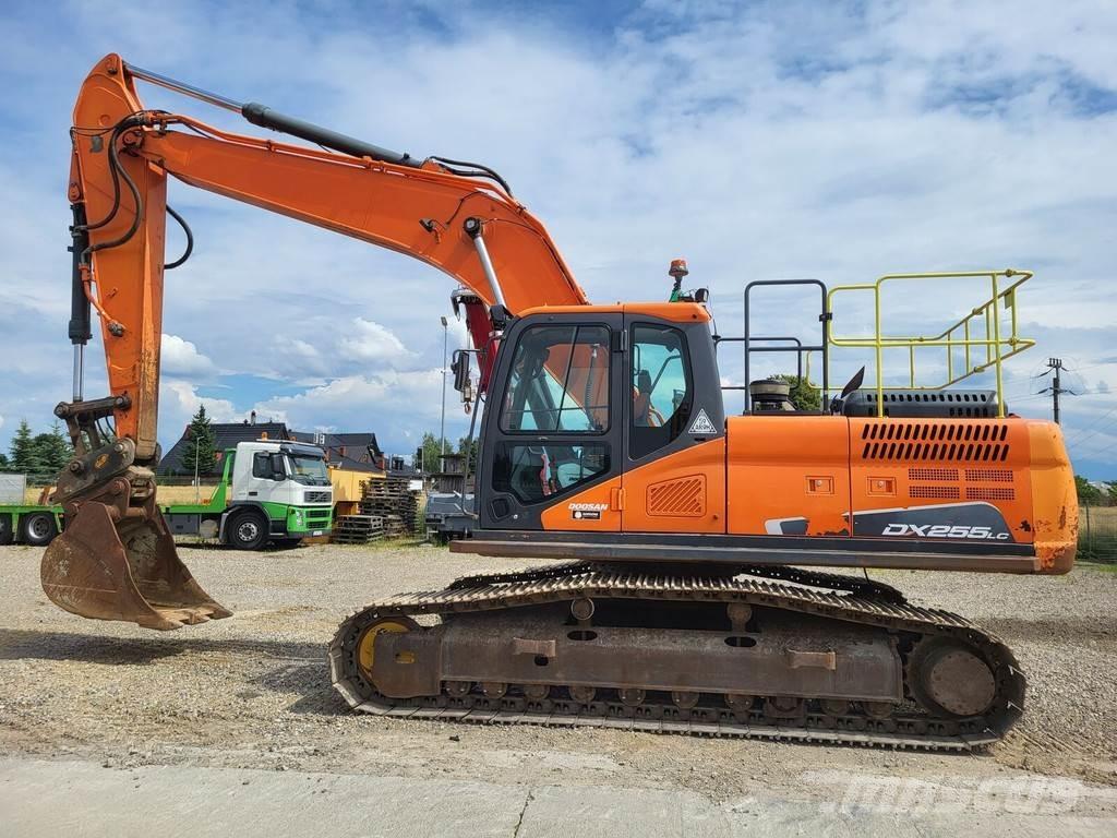 Doosan DX255LC-5 Crawler Excavators
