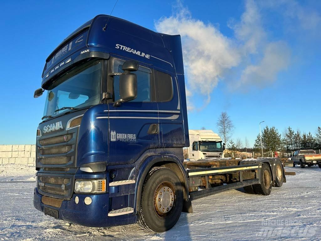 Scania R 560 Cab & Chassis Trucks