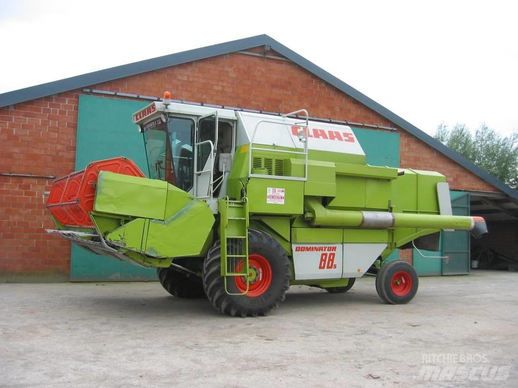 CLAAS Dominator 88 S Combine Harvesters