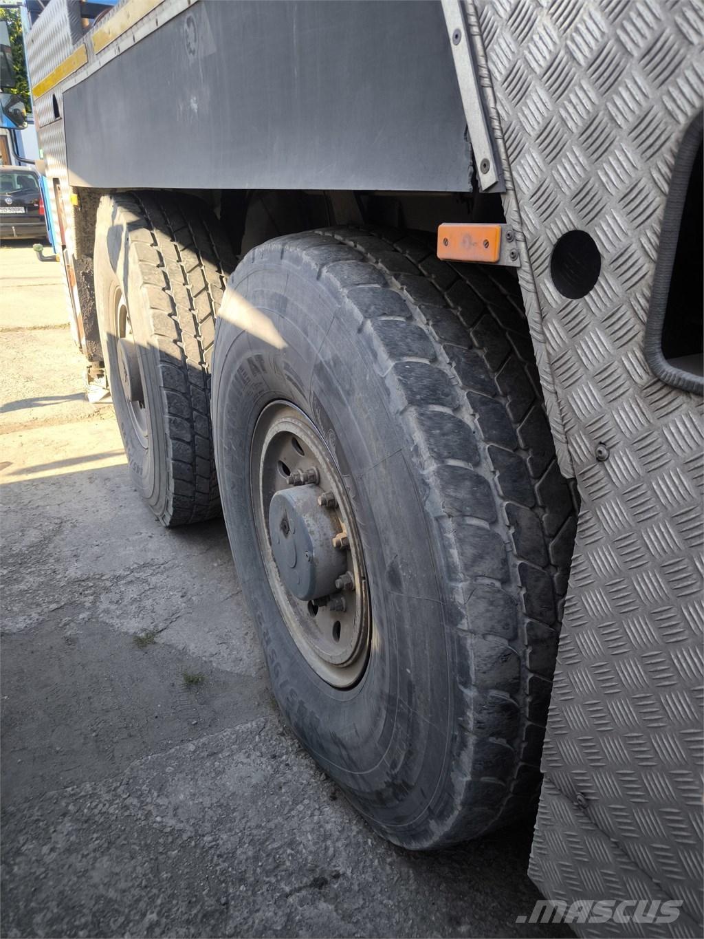 Demag AC 80-2 Mobile and all terrain cranes