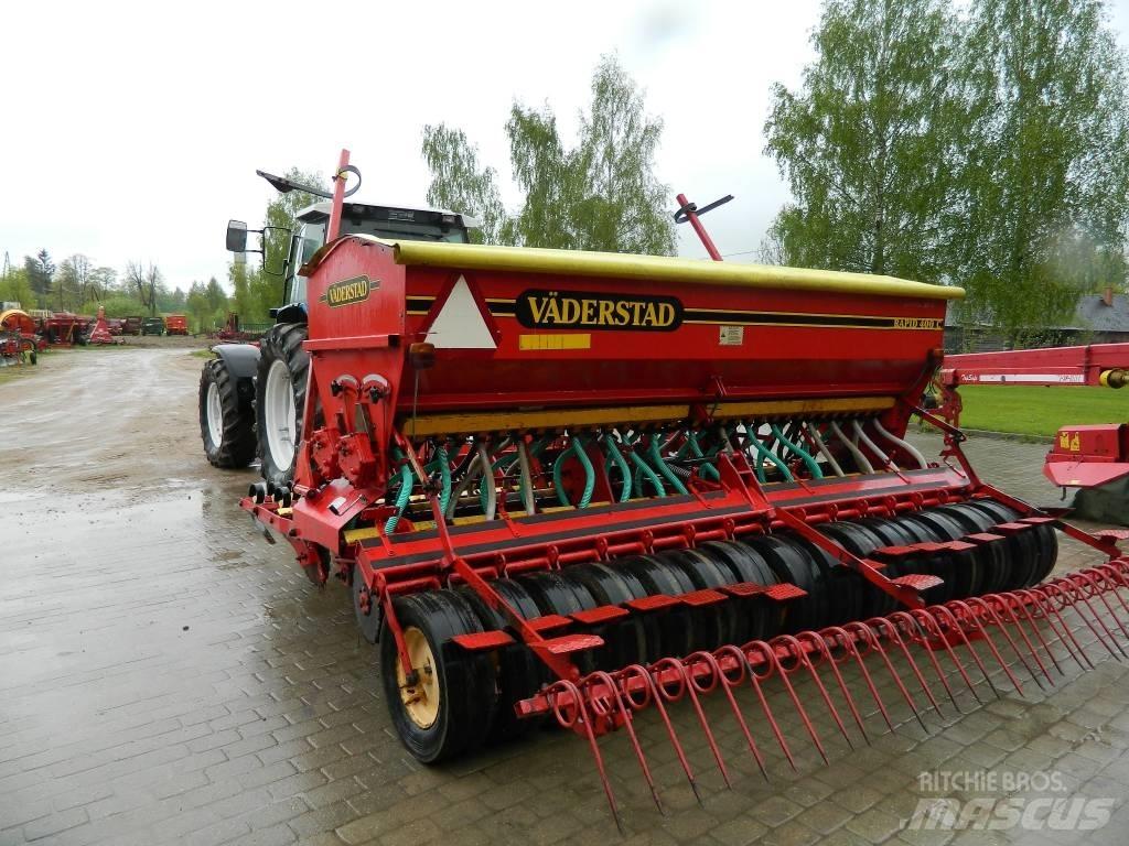Väderstad 4 Farm Drills