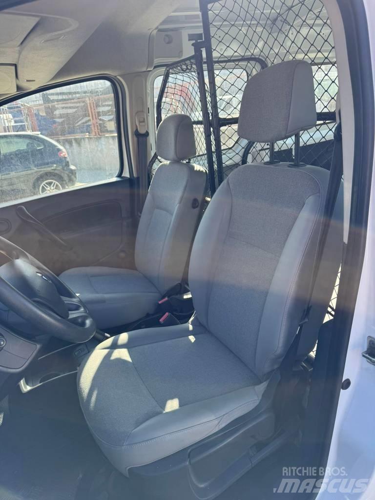Renault Kangoo Box body