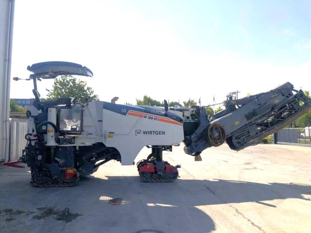 Wirtgen W 100 CFi Asphalt cold milling machines