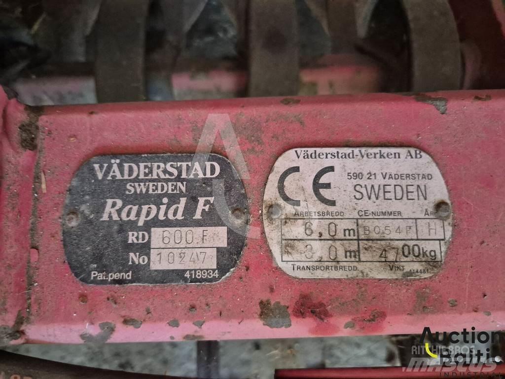 Väderstad Rapid Farm Drills