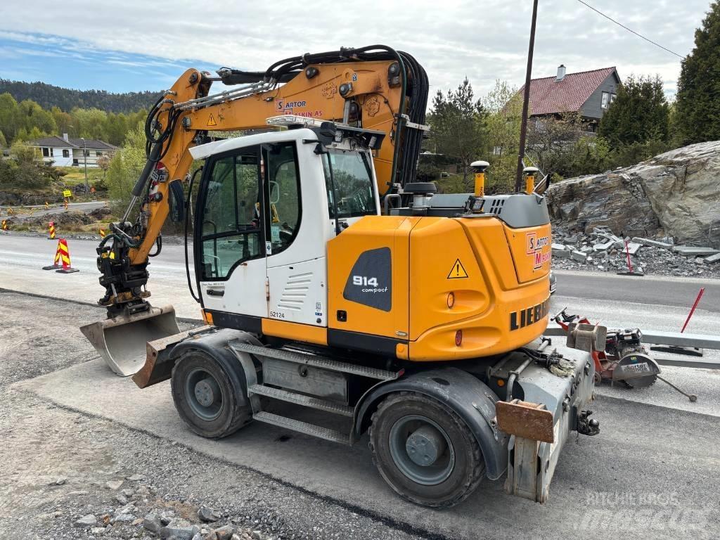 Liebherr A 914 Wheeled Excavators