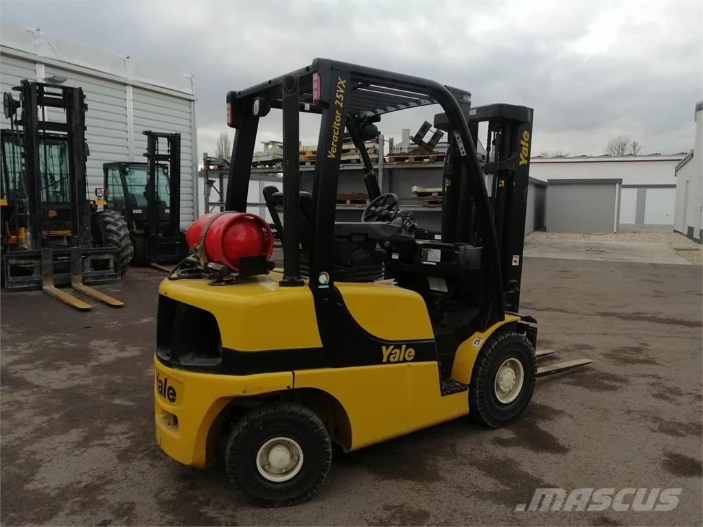 Yale GLP25VX-V LPG trucks