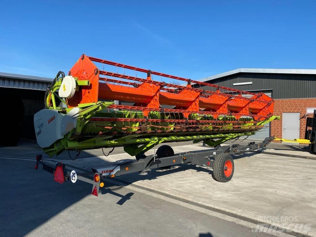 CLAAS Cerio 770 Combine Attachments