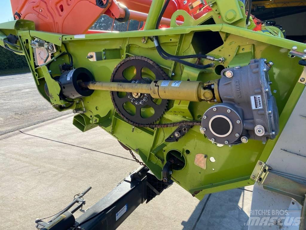 CLAAS Cerio 770 Combine Attachments