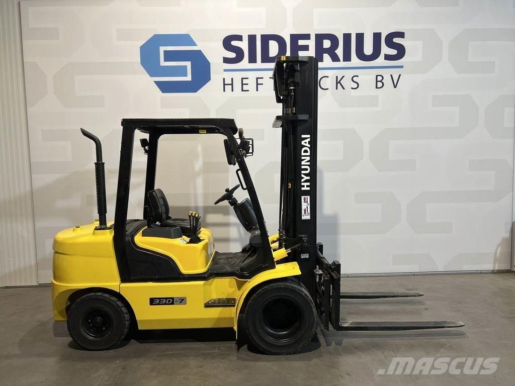 Hyundai 33D-7 Diesel Forklifts
