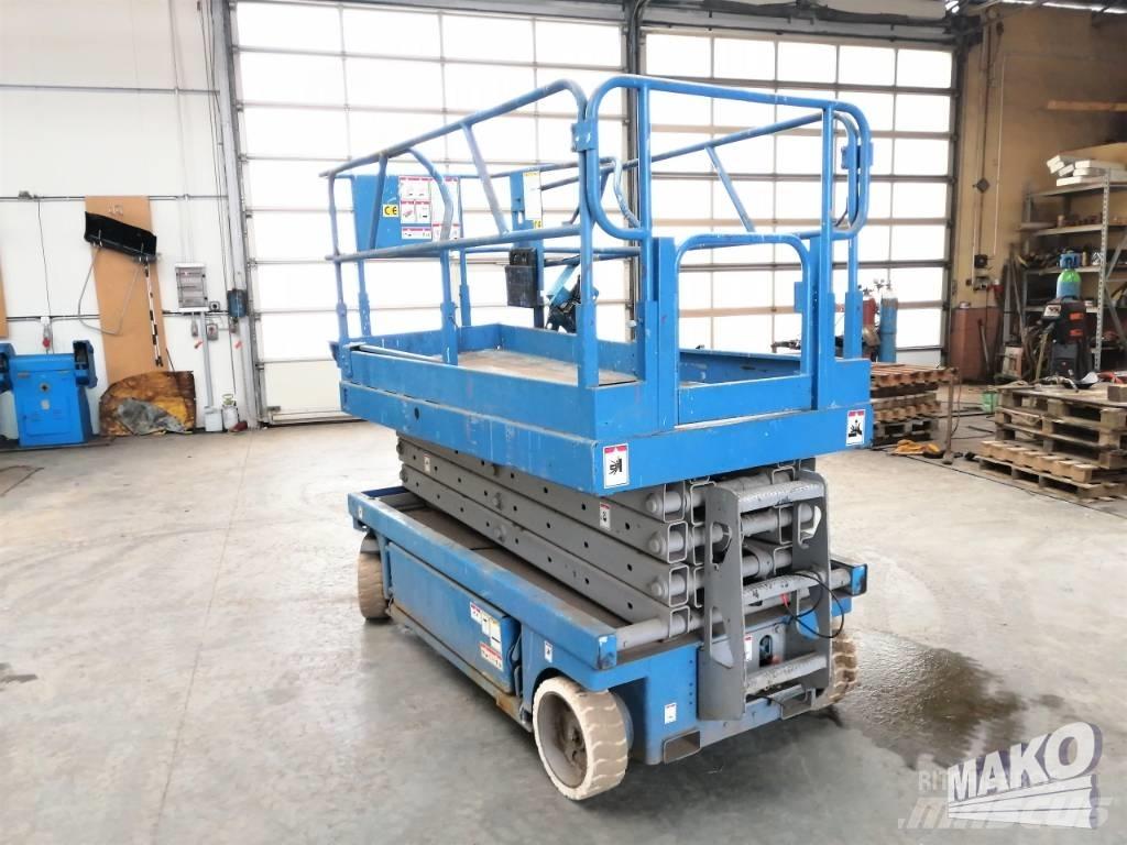 Genie GS 2046 Scissor Lifts