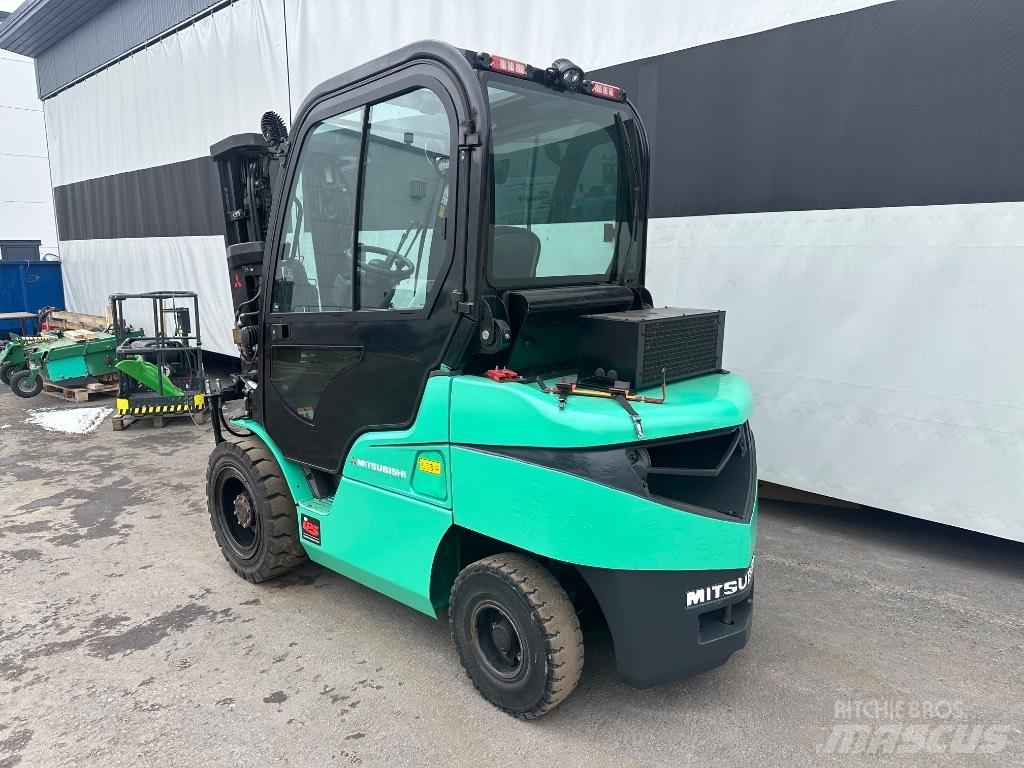 Mitsubishi FD 35 N Diesel Forklifts