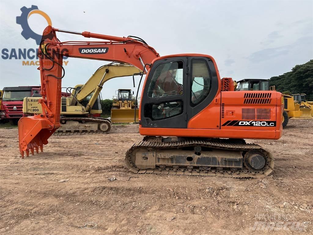Doosan DX 120 Mini excavators  7t - 12t