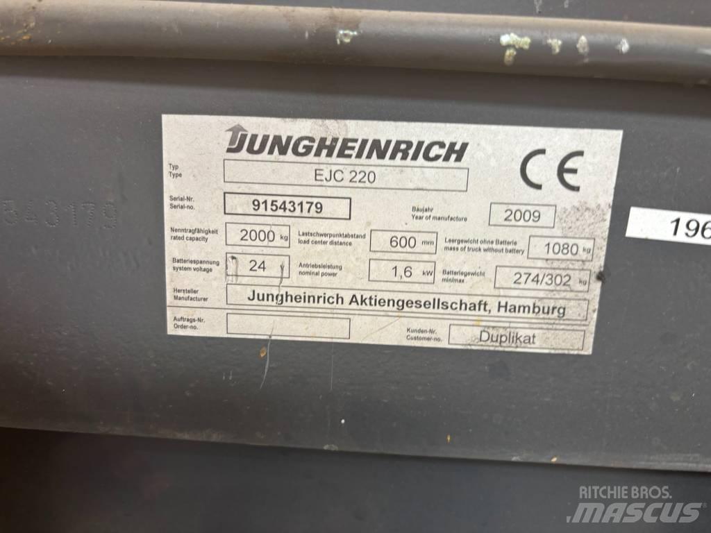 Jungheinrich EJC220 Pedestrian stacker