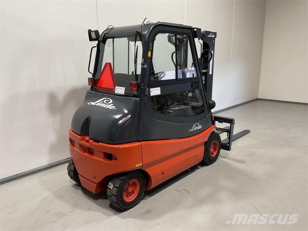 Linde E25P - 02 Electric Forklifts