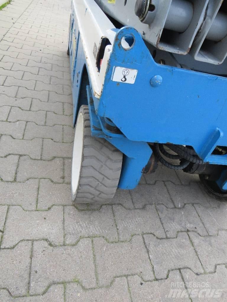 Genie GS 2632 Scissor Lifts