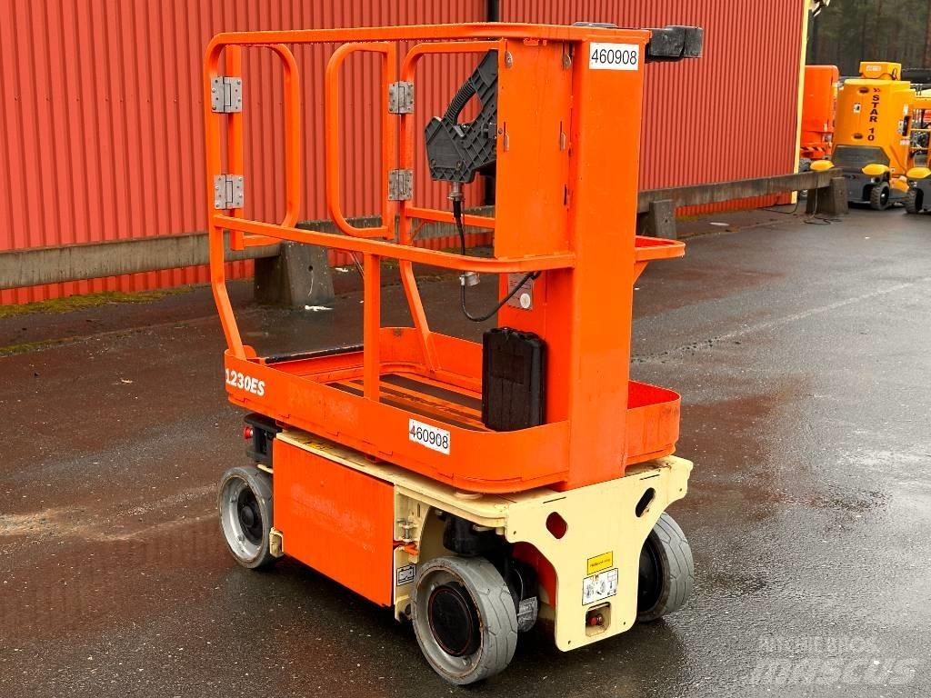 JLG 1230 ES Scissor Lifts