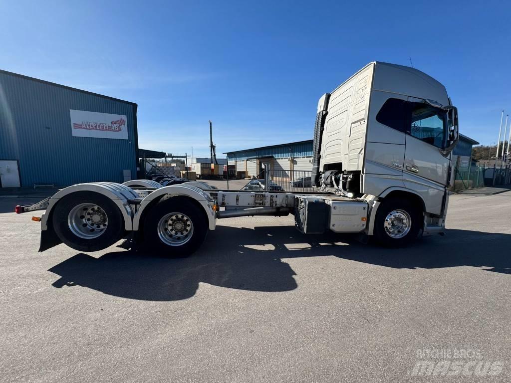 Volvo FH 16 750 Cab & Chassis Trucks