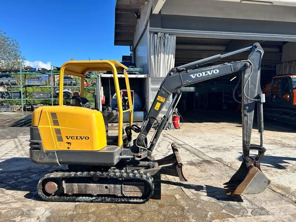 Volvo EC 25 Mini Excavators <7t (Mini Diggers)