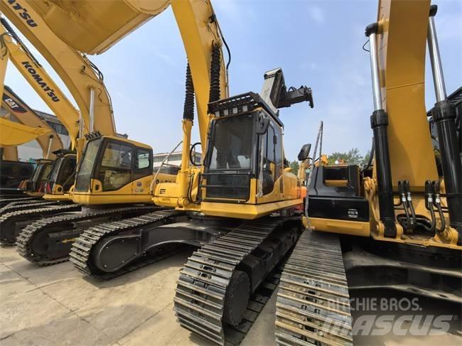 Komatsu PC 300-8 Crawler Excavators