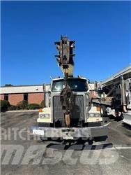 National Crane 1800 Crawler Cranes