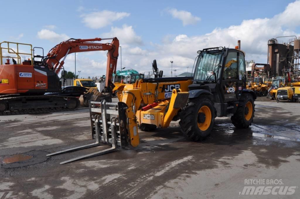 JCB 540-140 Telescopic Handlers