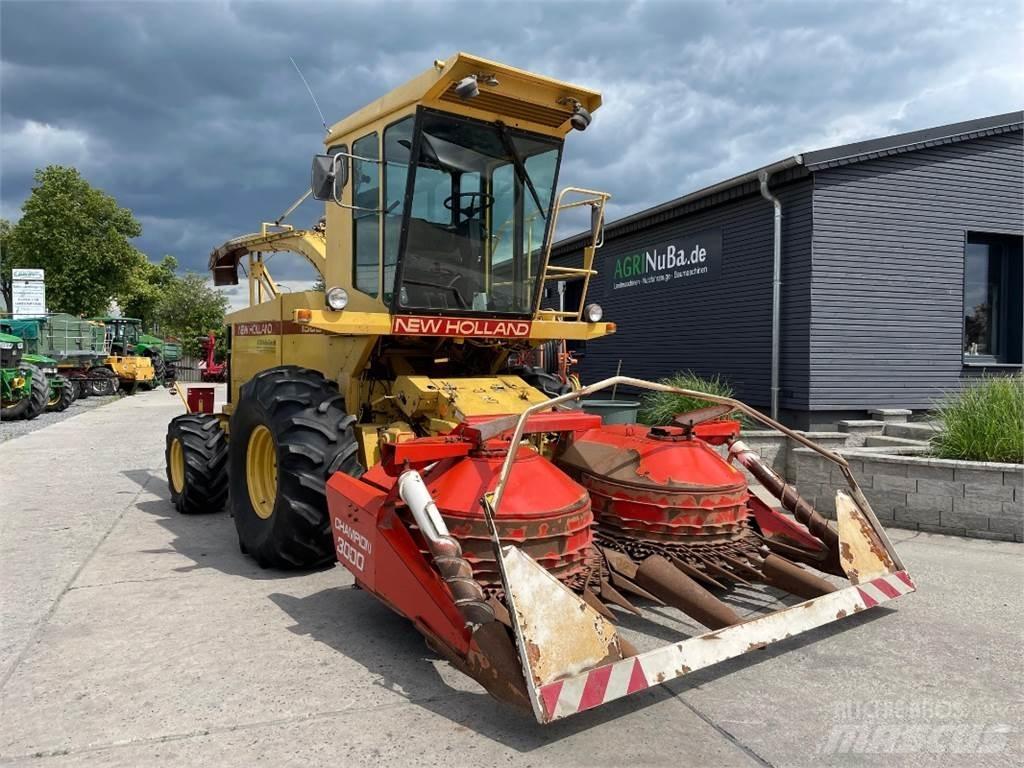 New Holland 1905 Forage Harvester