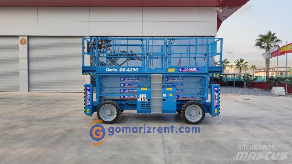 Genie GS 4390 RT Scissor Lifts