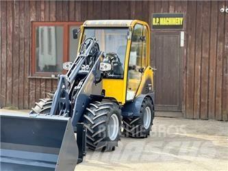 Eurotrac W12 Wheel Loaders
