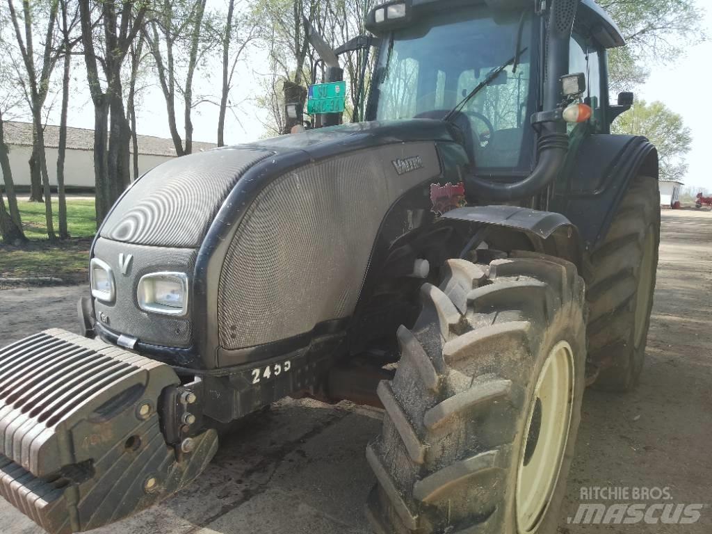 Valtra T 151 HT Tractors