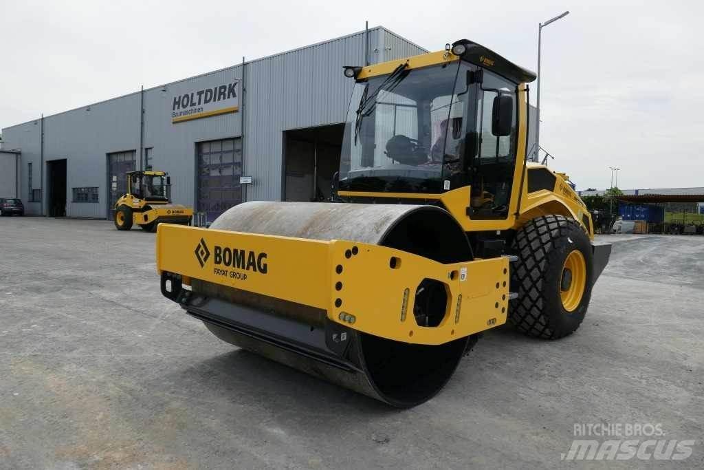 Bomag BW 213 DH-5 Soil Compactors