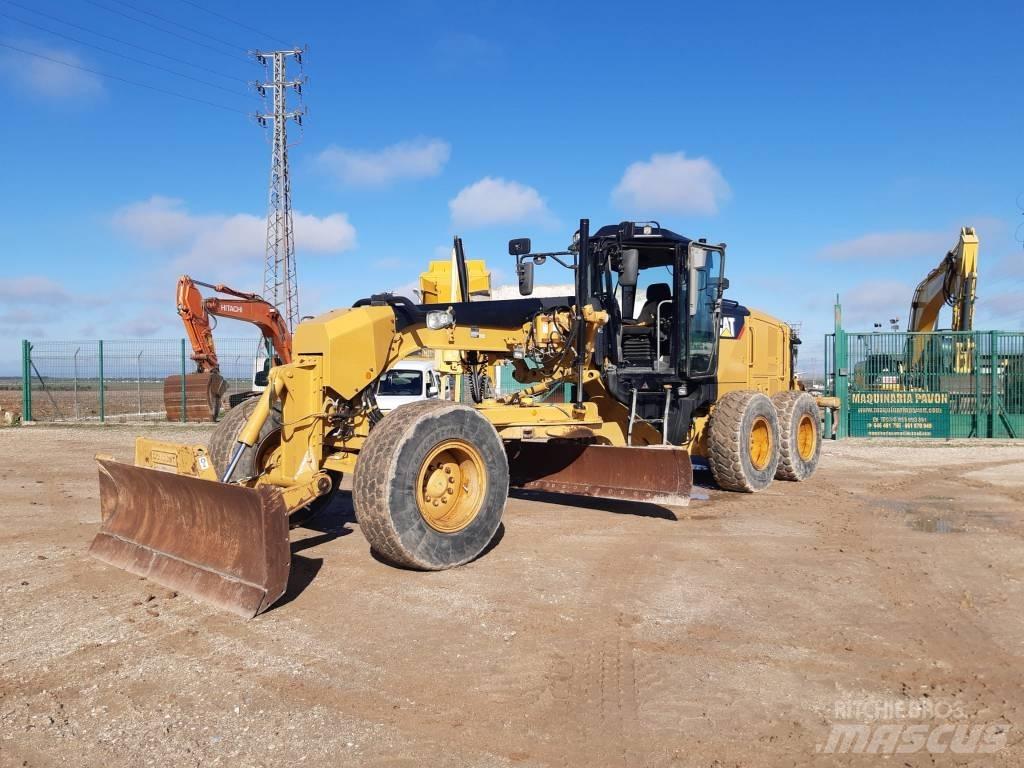 CAT M 140 M 2 Motor Graders