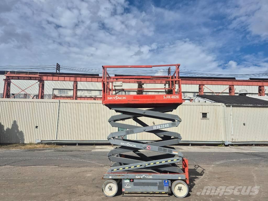 SkyJack SJ 4626 Scissor Lifts