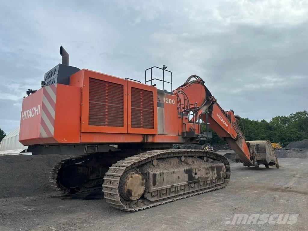 Hitachi EX1200-6 Demolition