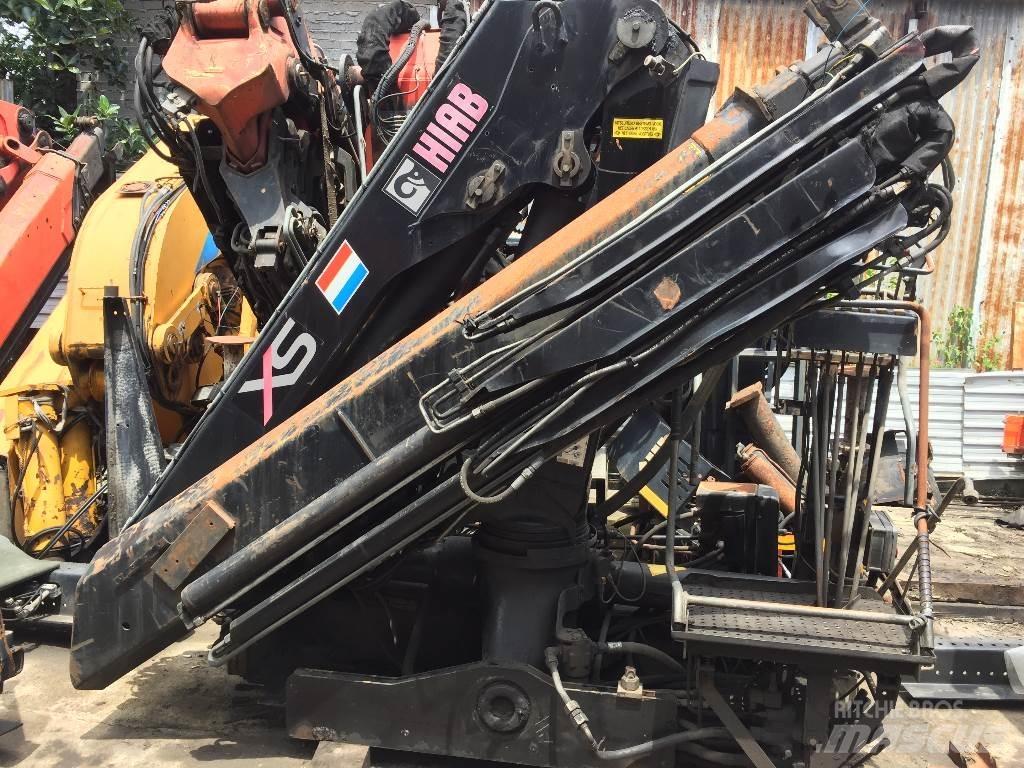 Hiab XS166D3CL Knuckleboom cranes