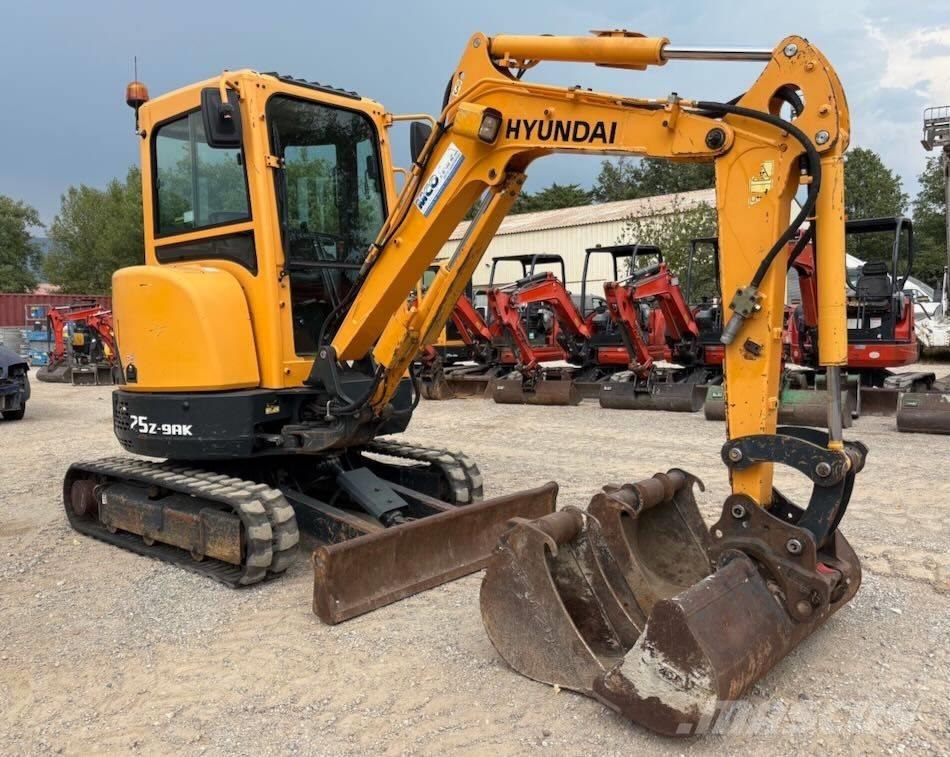 Hyundai R25Z-9 AK Mini Excavators <7t (Mini Diggers)
