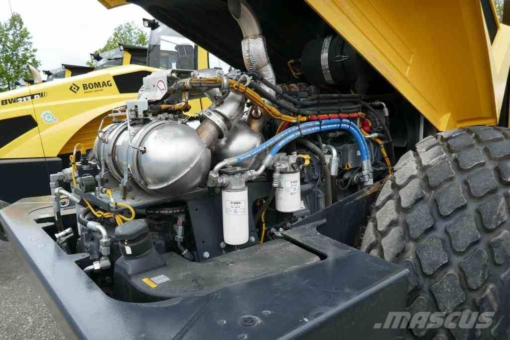 Bomag BW 213 DH-5 Soil Compactors
