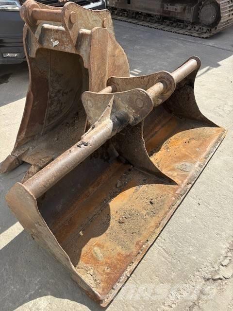 CASE CX 130 D LC Crawler Excavators