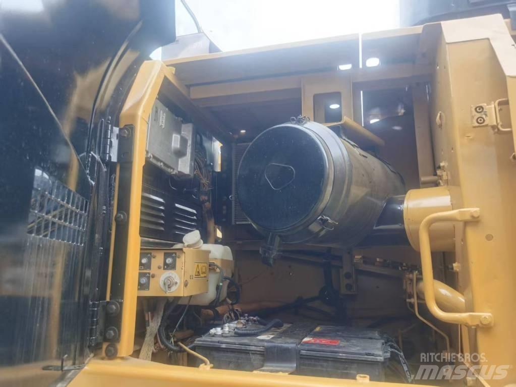 CAT 336 D Crawler Excavators