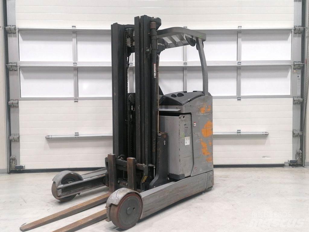 Still FM-X20 Reach trucks