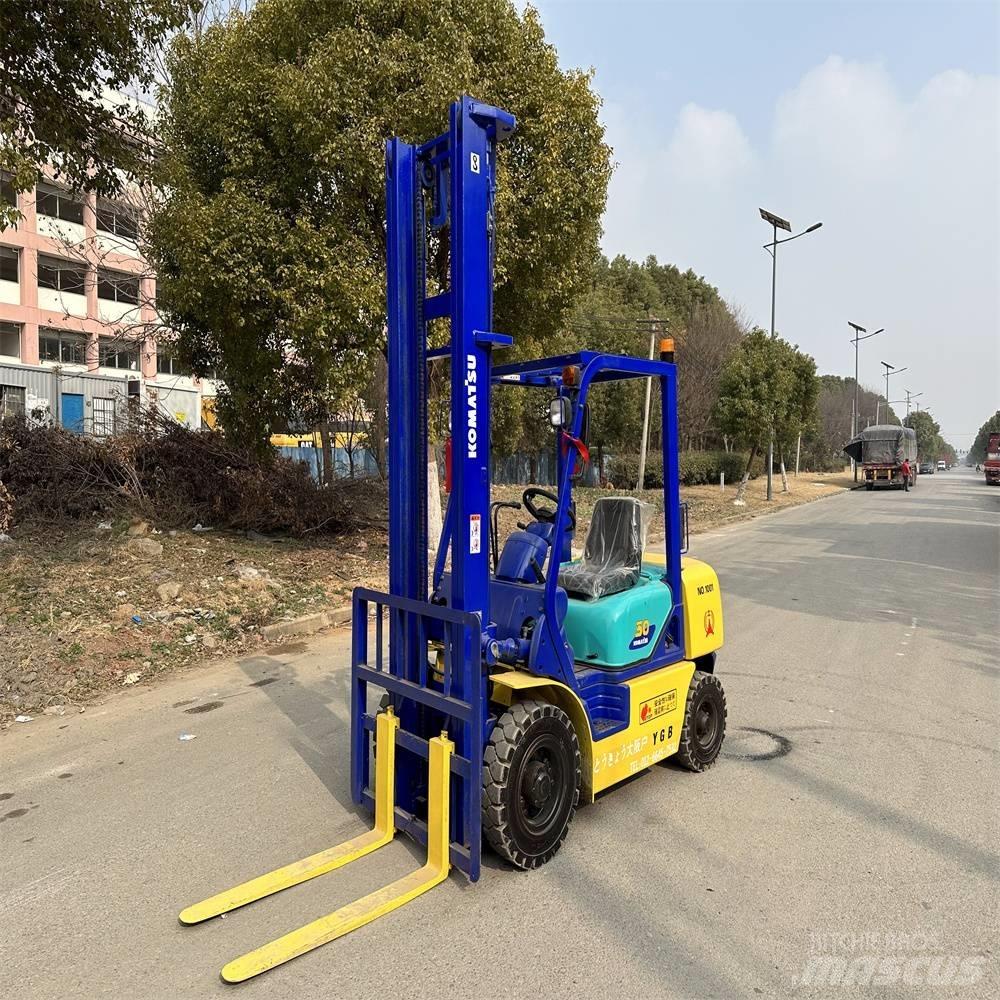 Komatsu FD30-14 Diesel Forklifts