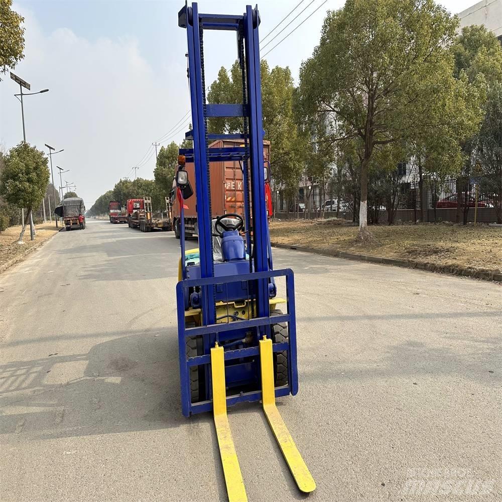 Komatsu FD30-14 Diesel Forklifts