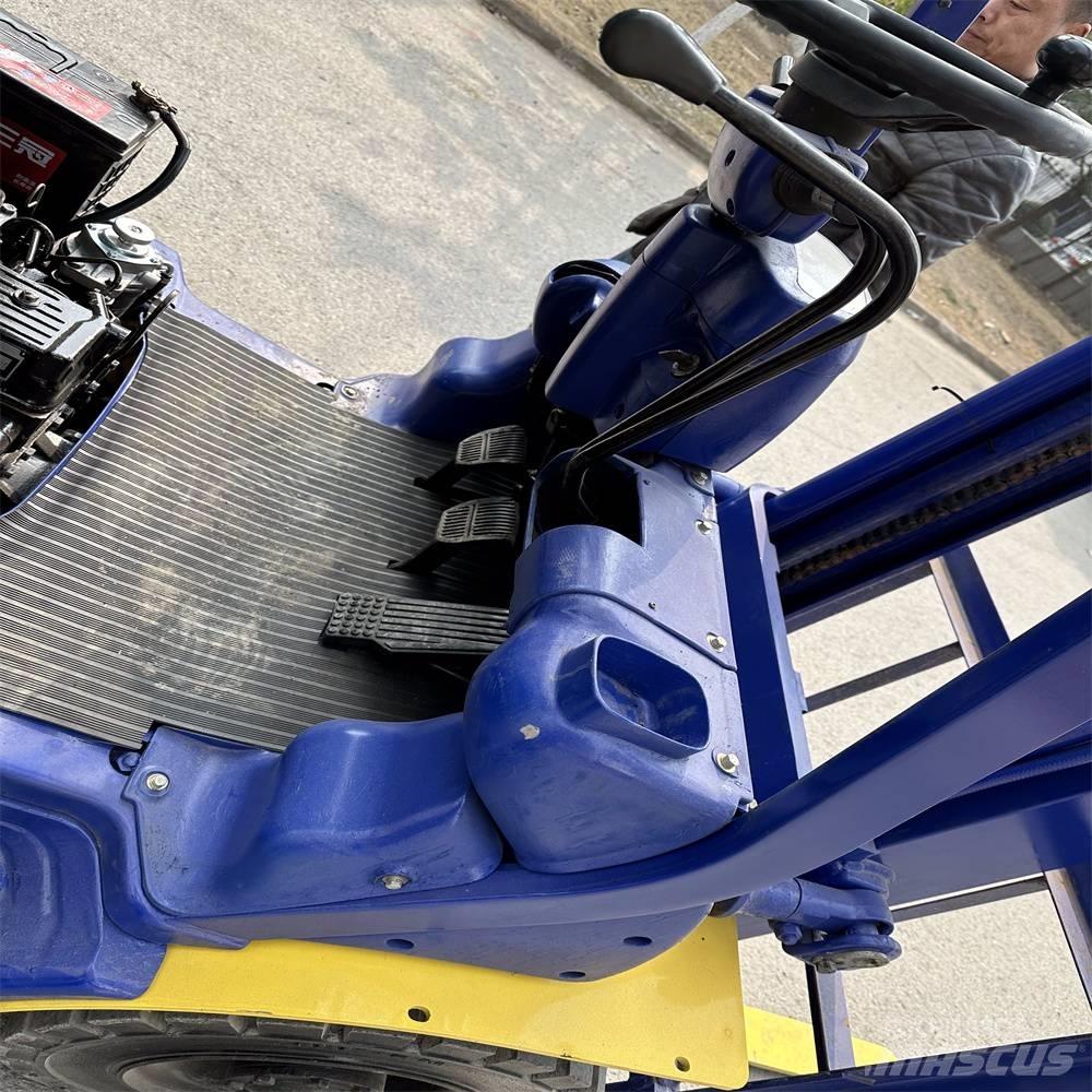 Komatsu FD30-14 Diesel Forklifts