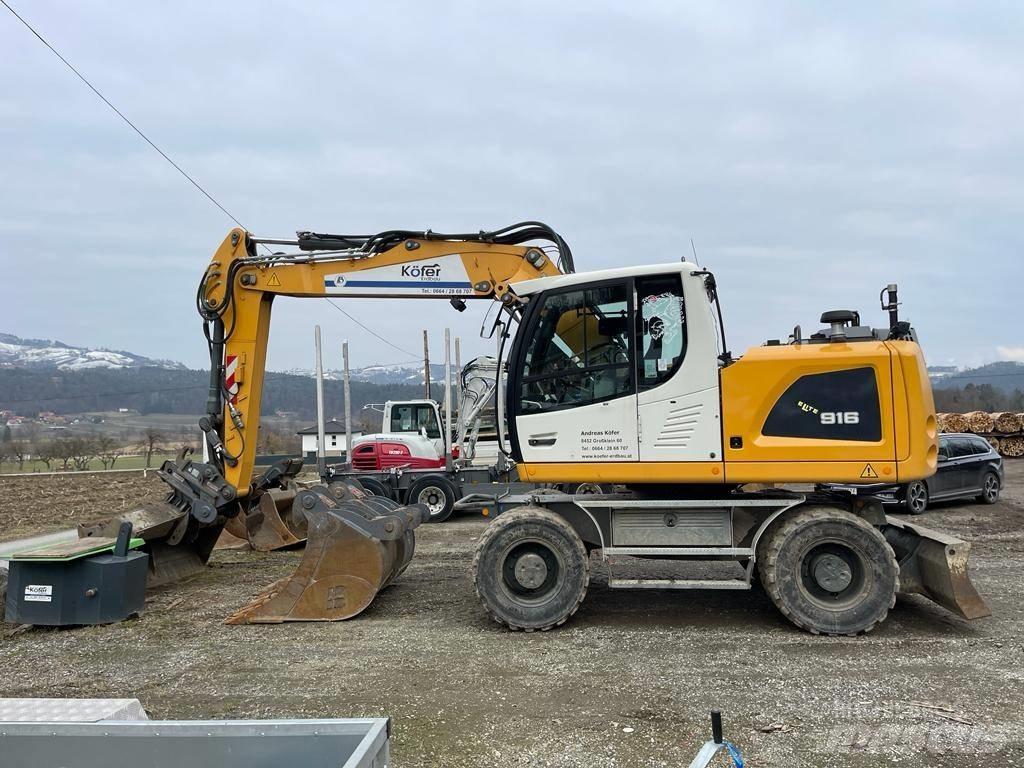 Liebherr A 916 Wheeled Excavators