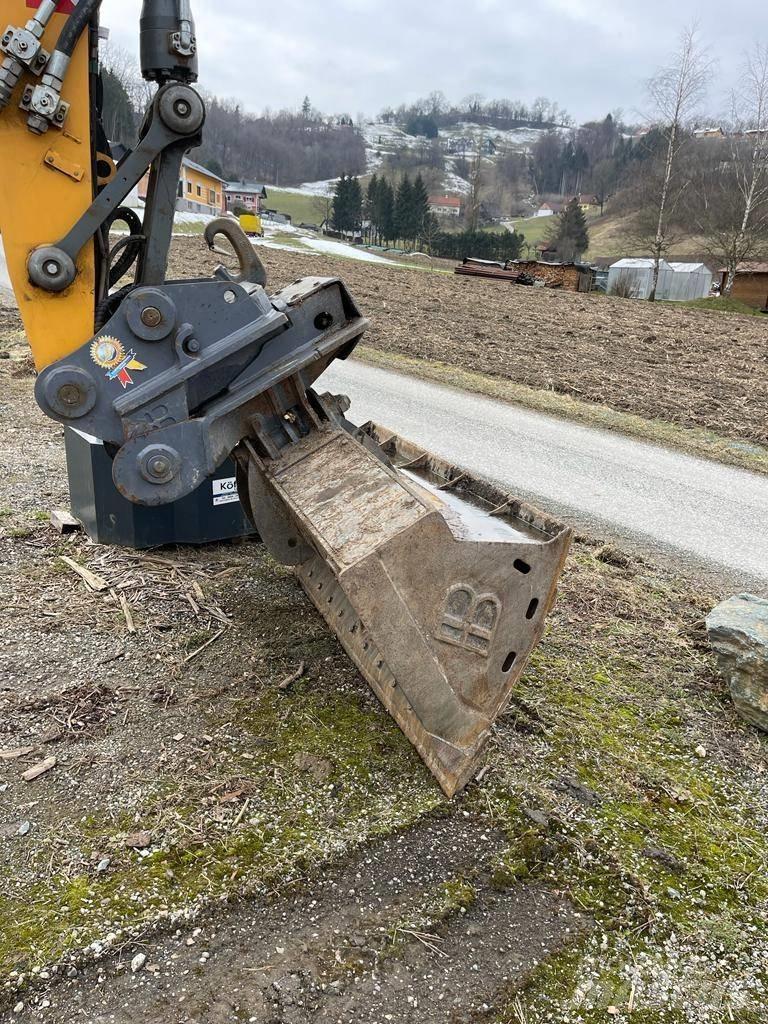 Liebherr A 916 Wheeled Excavators
