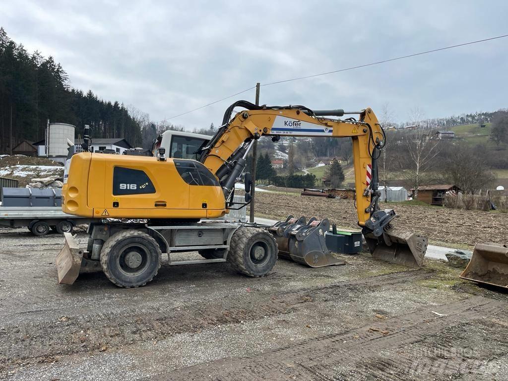 Liebherr A 916 Wheeled Excavators
