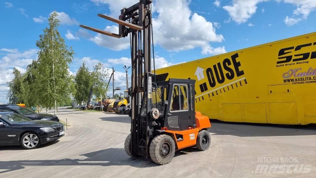 Toyota FD 55 Diesel Forklifts