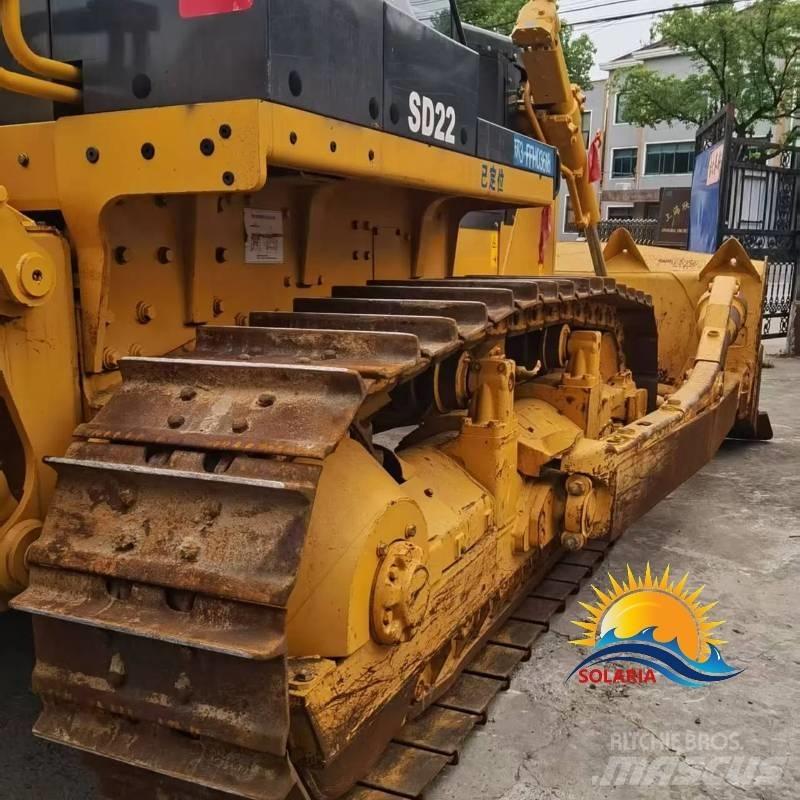 Shantui SD 22 Crawler dozers