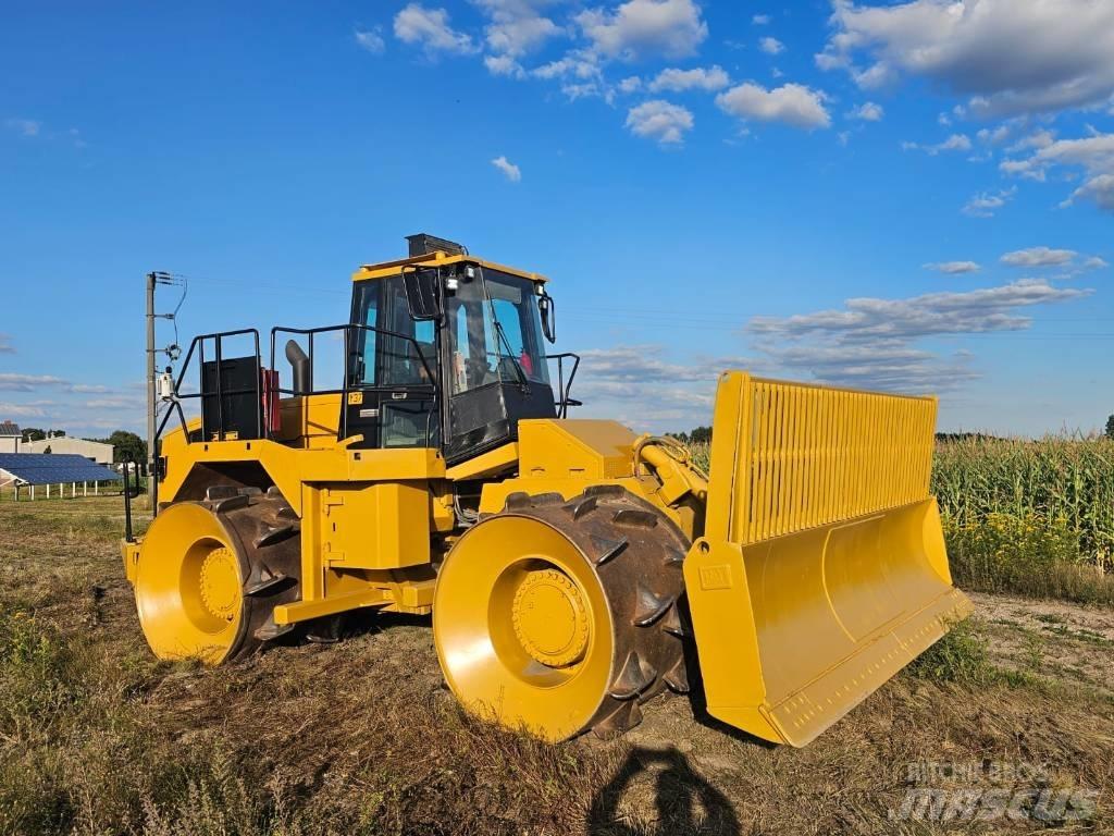 CAT 826 G Landfill compactors