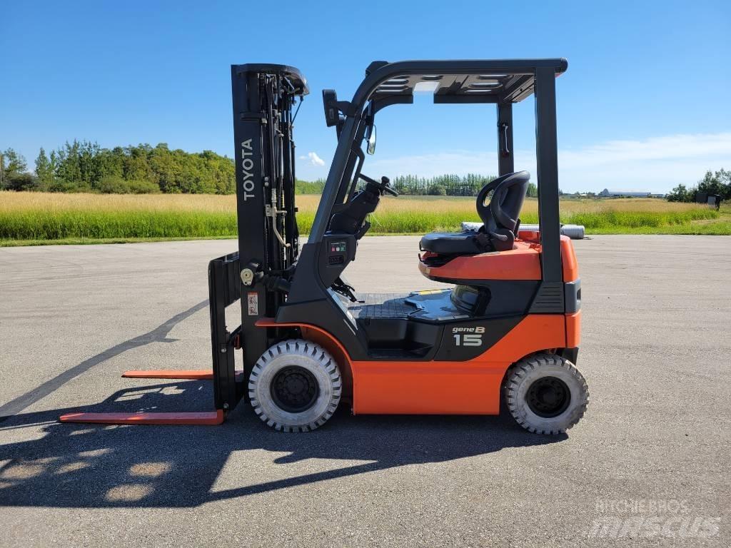 Toyota 8 FB 15 Electric Forklifts