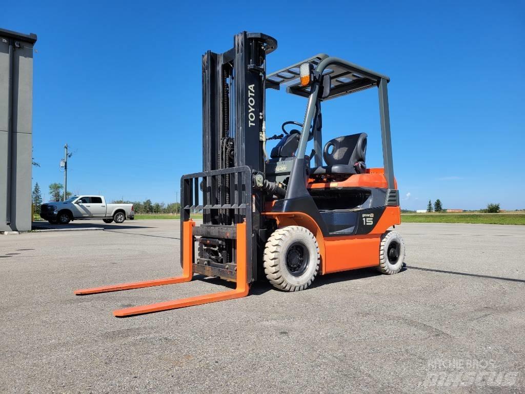 Toyota 8 FB 15 Electric Forklifts